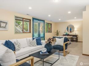 18400 228th Avenue NE, Woodinville WA 98077