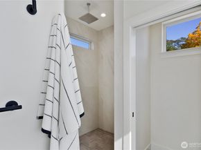 9015 14th Avenue SW, Seattle WA 98106