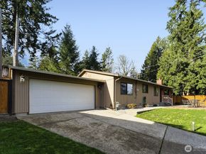 715 Sunrise Place SW, Issaquah WA 98027