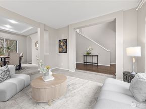 16006 88th Avenue NE, Kenmore WA 98028