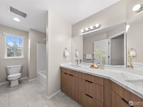 16006 88th Avenue NE, Kenmore WA 98028