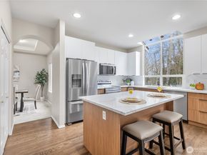 16006 88th Avenue NE, Kenmore WA 98028