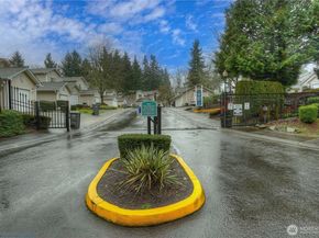 1971 S 368th Place 902, Federal Way WA 98003