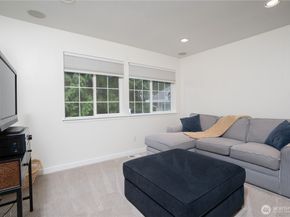 1971 S 368th Place 902, Federal Way WA 98003