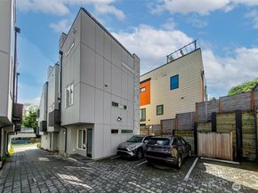 1525 C 17th Avenue S, Seattle WA 98144