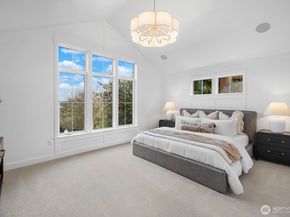 208 35th Avenue E, Seattle WA 98112