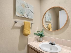 15600 116th Avenue NE K3, Bothell WA 98011