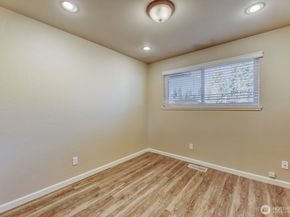 6110 167th Place SW, Lynnwood WA 98037