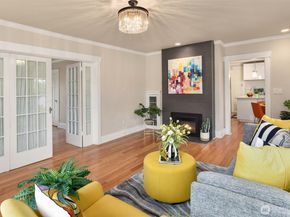 7117 12th Avenue NE, Seattle WA 98115