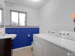 29712 39th Place S, Auburn WA 98001