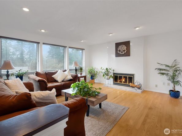 29712 39th Place S, Auburn WA 98001