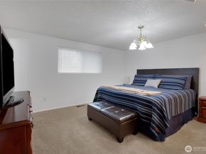 29712 39th Place S, Auburn WA 98001