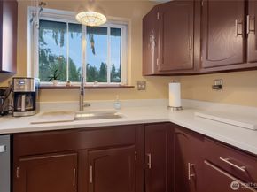 29712 39th Place S, Auburn WA 98001