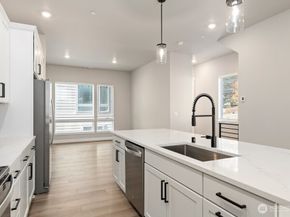 12802 66th Avenue S, Seattle WA 98178