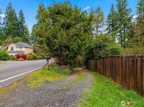 18916 5th Avenue NE, Shoreline WA 98155