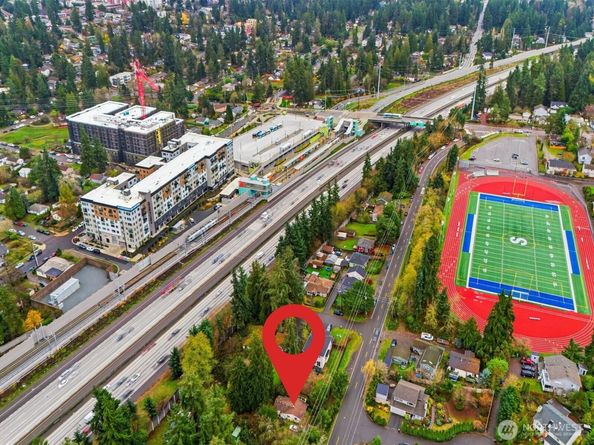 18916 5th Avenue NE, Shoreline WA 98155