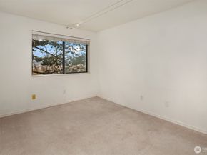 1604 11th Avenue S 201, Seattle WA 98134