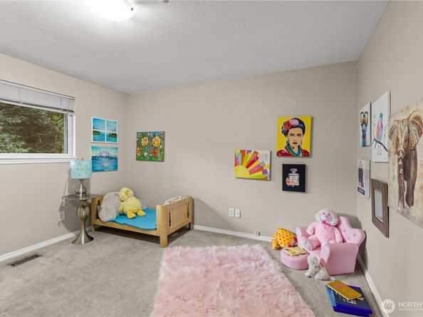 9120 209th Avenue NE, Redmond WA 98053