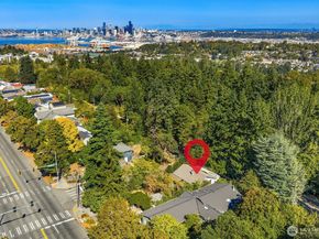 5202 35th Avenue SW, Seattle WA 98126