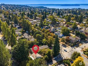 5202 35th Avenue SW, Seattle WA 98126