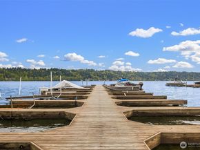 3834 175th Avenue NE 209, Redmond WA 98052