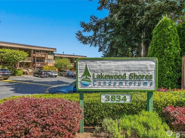 3834 175th Avenue NE 209, Redmond WA 98052