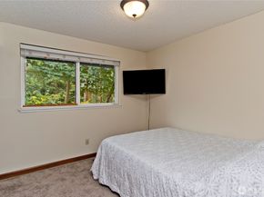4237 S 326th Place, Federal Way WA 98001