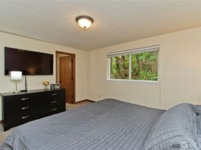 4237 S 326th Place, Federal Way WA 98001