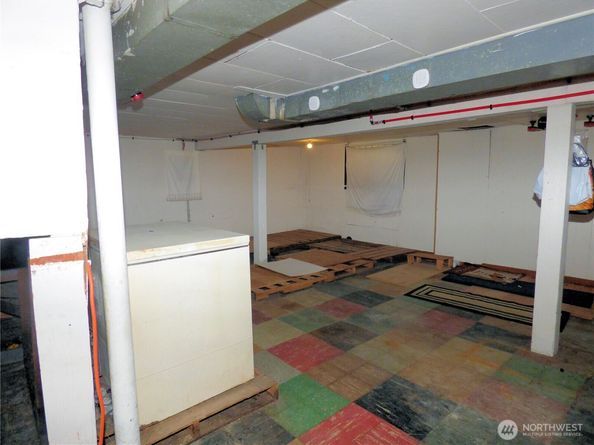 911 Martin Luther King Jr Way, Seattle WA 98122