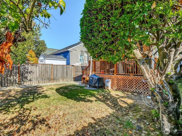 911 Martin Luther King Jr Way, Seattle WA 98122