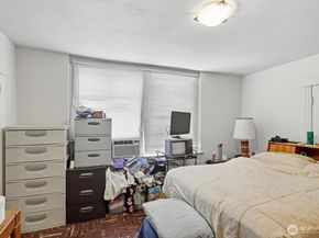 911 Martin Luther King Jr Way, Seattle WA 98122