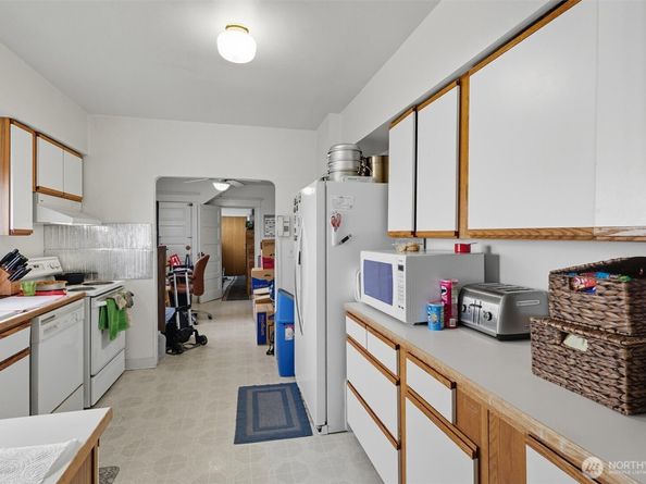 911 Martin Luther King Jr Way, Seattle WA 98122