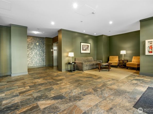 5615 24th Avenue NW 24, Seattle WA 98107