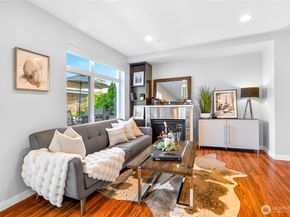 5615 24th Avenue NW 24, Seattle WA 98107
