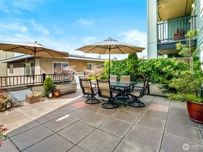 5615 24th Avenue NW 24, Seattle WA 98107