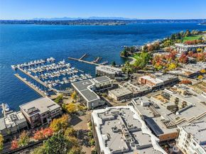 375 Kirkland Avenue 203, Kirkland WA 98033