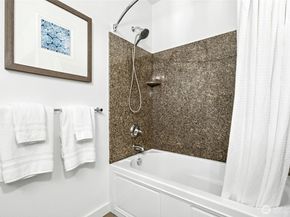375 Kirkland Avenue 203, Kirkland WA 98033