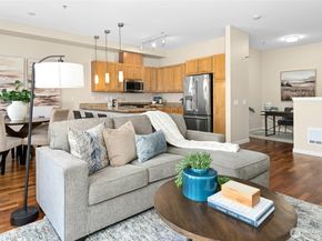 375 Kirkland Avenue 203, Kirkland WA 98033