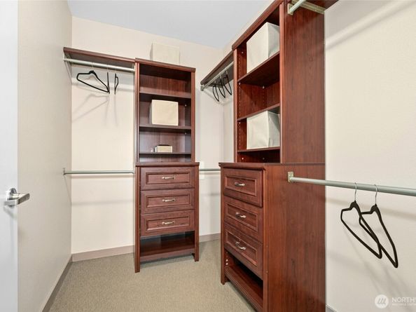375 Kirkland Avenue 203, Kirkland WA 98033