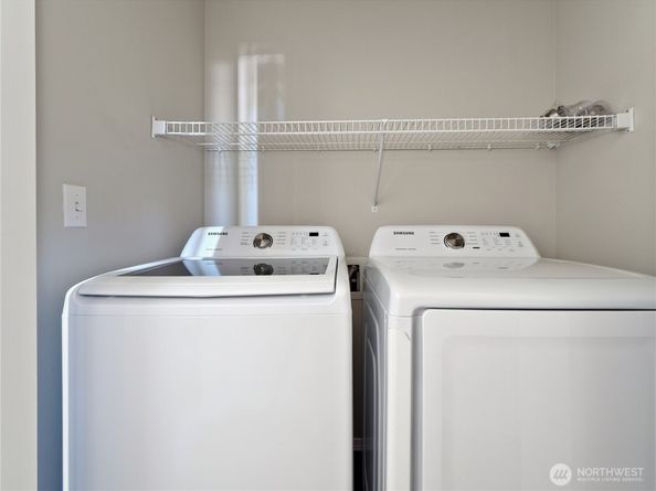 2409 NE 11th Court, Renton WA 98056