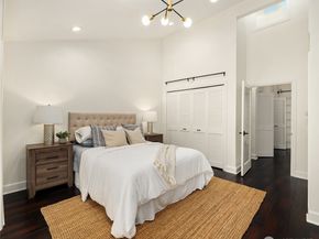 1400 Bellevue Way SE 4, Bellevue WA 98004