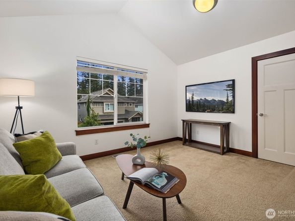 19624 2nd Drive SE, Bothell WA 98012