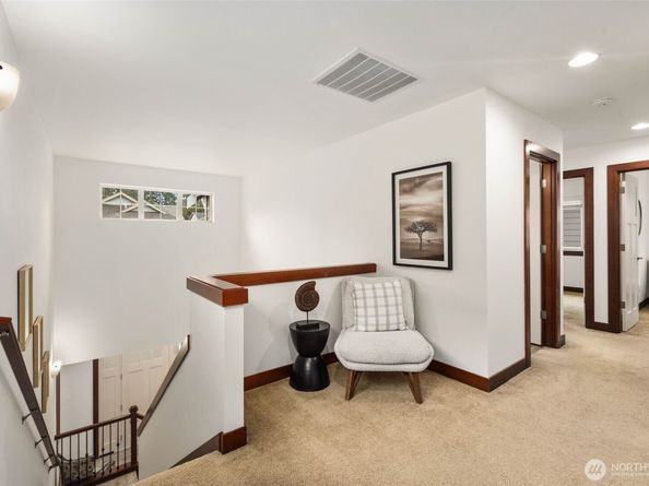 19624 2nd Drive SE, Bothell WA 98012