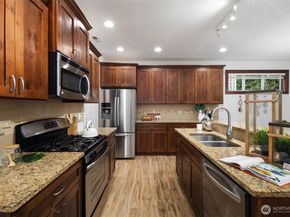 19624 2nd Drive SE, Bothell WA 98012