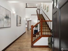 19624 2nd Drive SE, Bothell WA 98012