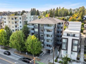 3112 SW Avalon Way 302, Seattle WA 98126