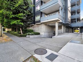 3112 SW Avalon Way 302, Seattle WA 98126