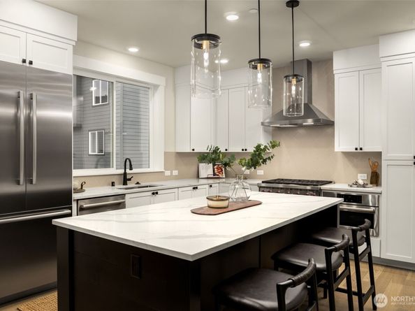 14332 148th Place NE 25, Woodinville WA 98072
