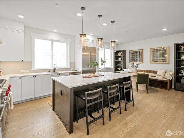 14332 148th Place NE 25, Woodinville WA 98072