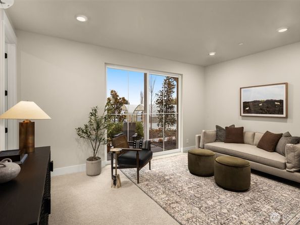 14332 148th Place NE 25, Woodinville WA 98072
